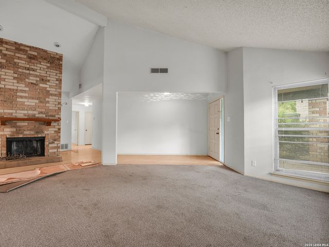 9222 GRAVELY POINT ST, San Antonio, TX 78254