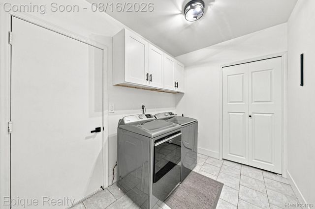 15031 Pilgrim Court, Shelby Charter Township, MI 48315