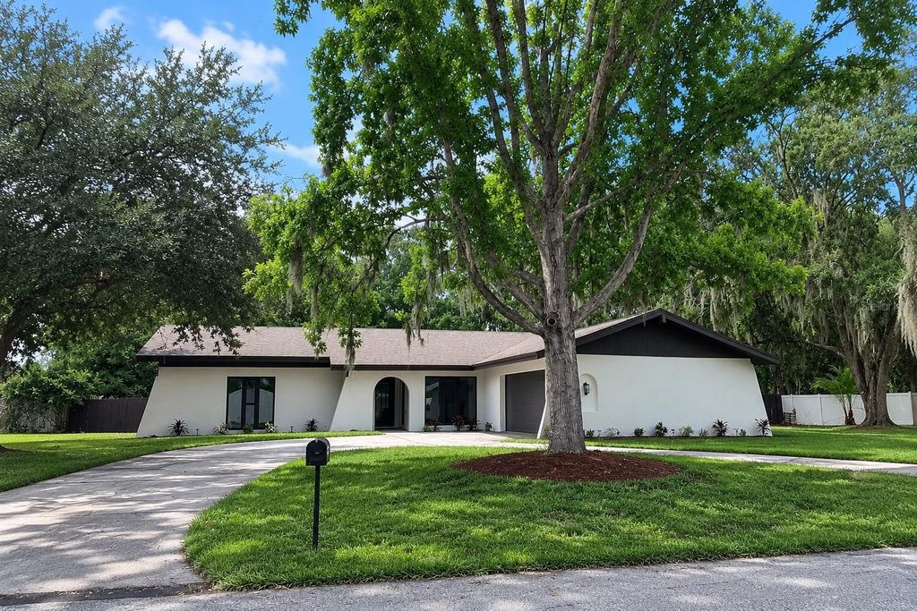 22360 STILLWOOD DRIVE, Land O Lakes, FL 34639