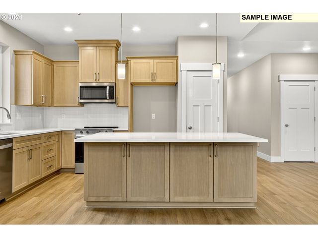 2248 E OTTER Loop 54, La Center, WA 98629