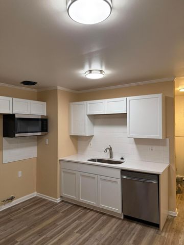 1743 Kermit Avenue, Columbus, OH 43207