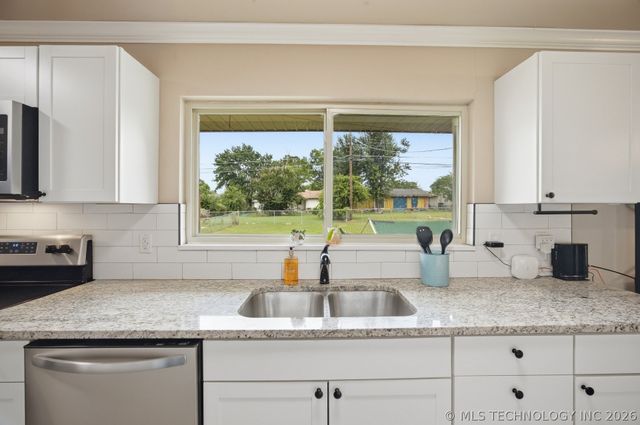 2122 N 11th, Mcalester, OK 74501