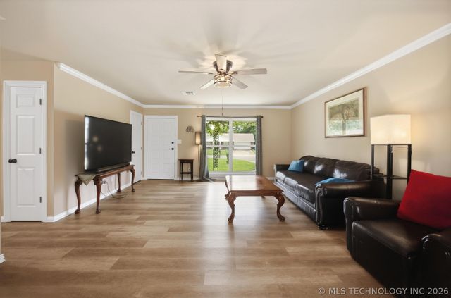 2122 N 11th, Mcalester, OK 74501
