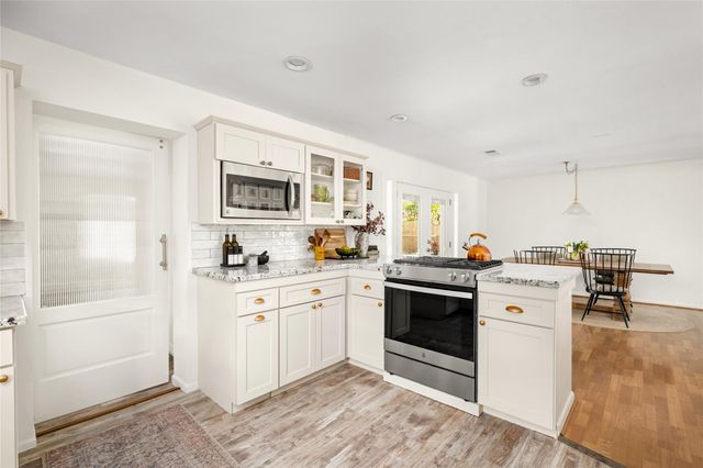 1154 Chamboard Lane, Houston, TX 77018