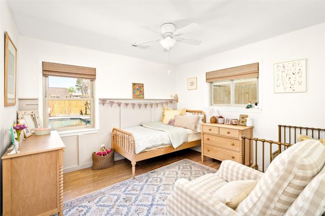 1154 Chamboard Lane, Houston, TX 77018