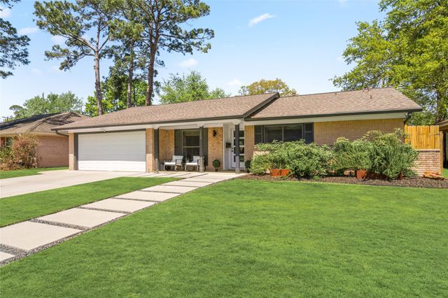 1154 Chamboard Lane, Houston, TX 77018