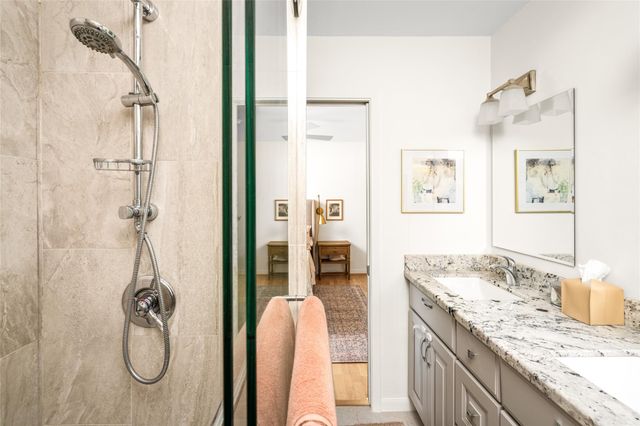 1154 Chamboard Lane, Houston, TX 77018