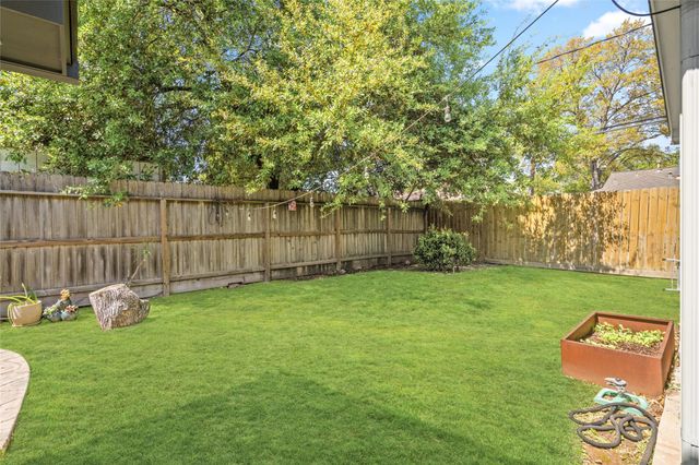 1154 Chamboard Lane, Houston, TX 77018