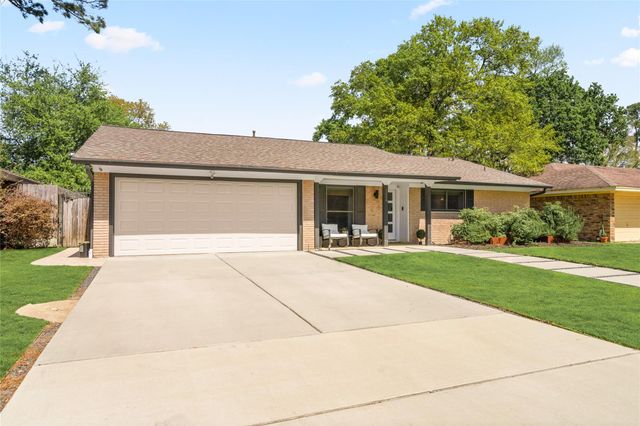 1154 Chamboard Lane, Houston, TX 77018