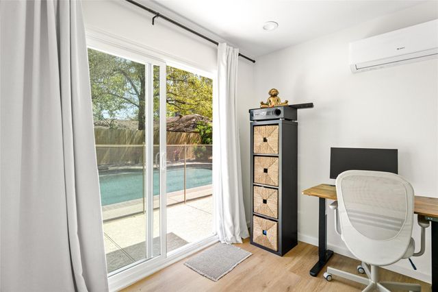 1154 Chamboard Lane, Houston, TX 77018