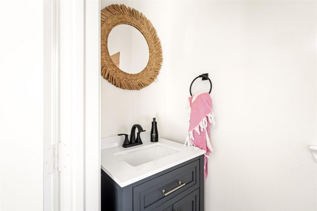 1154 Chamboard Lane, Houston, TX 77018