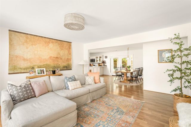 1154 Chamboard Lane, Houston, TX 77018