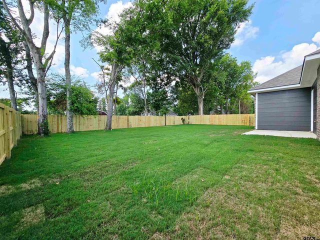 316 Erica Way, Lindale, TX 75771