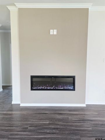 316 Erica Way, Lindale, TX 75771