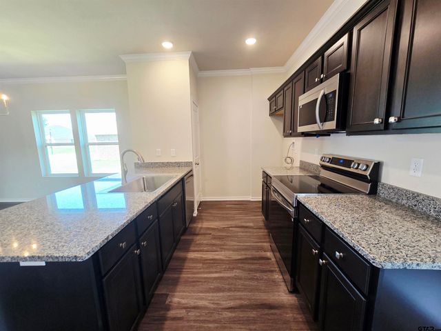 316 Erica Way, Lindale, TX 75771