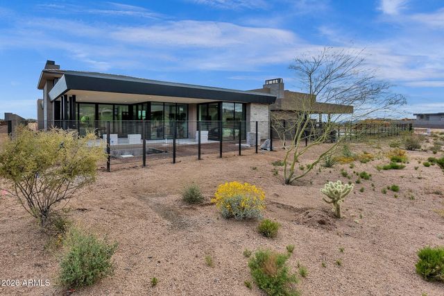 37200 N CAVE CREEK Road 1018, Scottsdale, AZ 85262