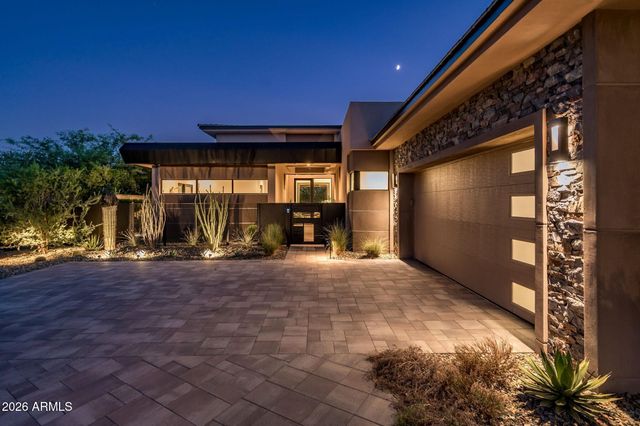 37200 N CAVE CREEK Road 1018, Scottsdale, AZ 85262