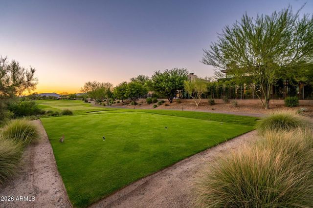 37200 N CAVE CREEK Road 1018, Scottsdale, AZ 85262