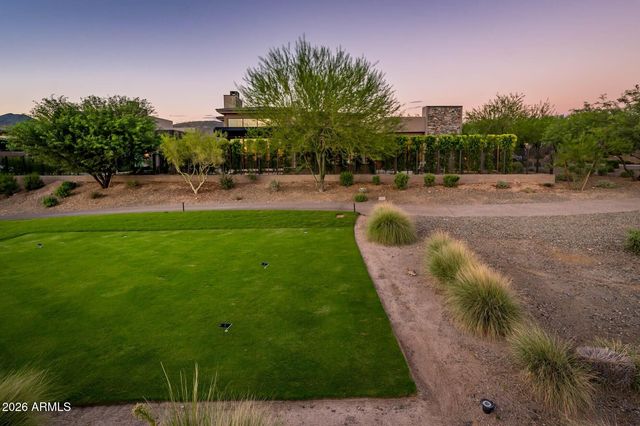 37200 N CAVE CREEK Road 1018, Scottsdale, AZ 85262