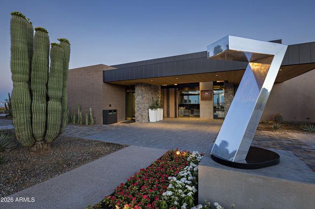 37200 N CAVE CREEK Road 1018, Scottsdale, AZ 85262