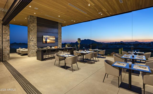 37200 N CAVE CREEK Road 1018, Scottsdale, AZ 85262