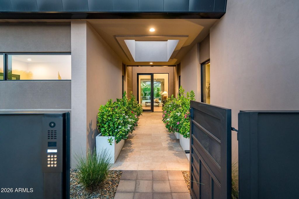 37200 N CAVE CREEK Road 1018, Scottsdale, AZ 85262 — photo 4