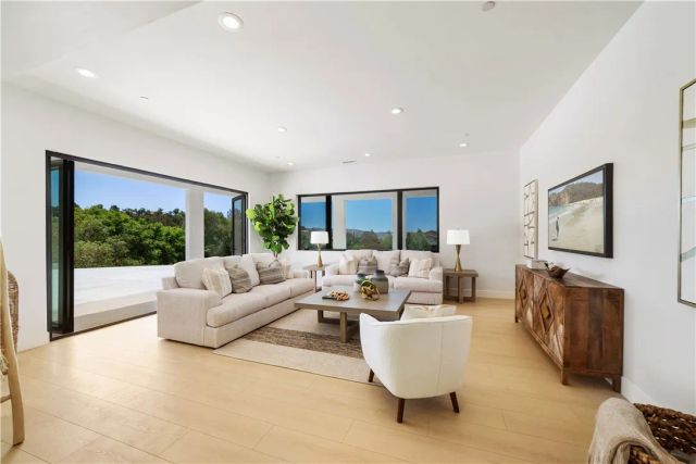 2027 Via Monserate, Fallbrook, CA 92028