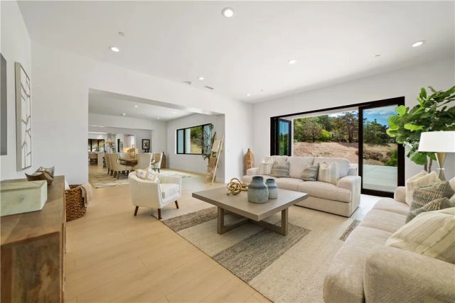 2027 Via Monserate, Fallbrook, CA 92028