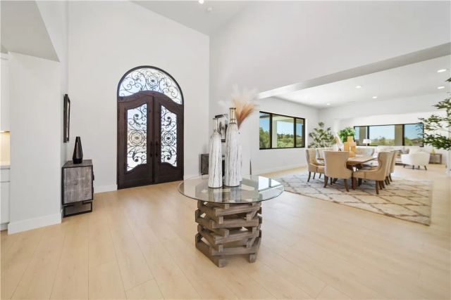 2027 Via Monserate, Fallbrook, CA 92028