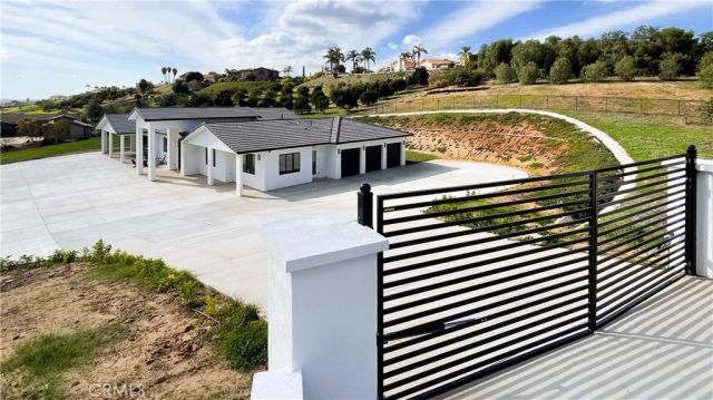 2027 Via Monserate, Fallbrook, CA 92028