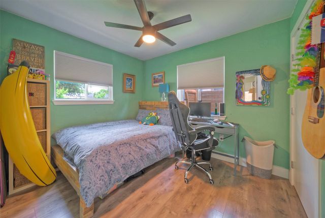 8302 Reeda LN, Austin, TX 78757
