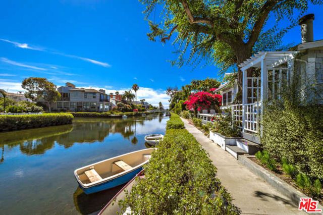 2323 Grand Canal, Venice (los Angeles), CA 90291