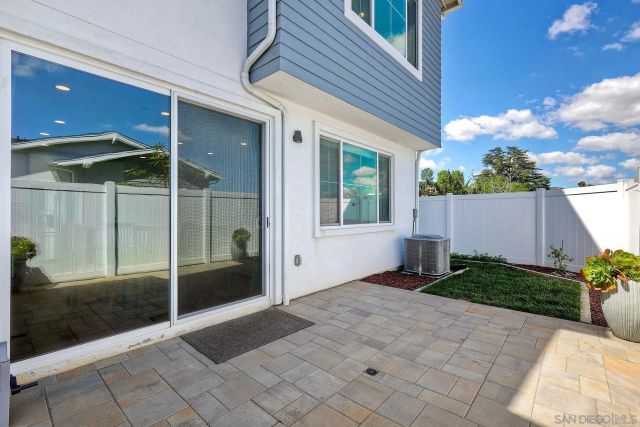 7700 Jasmine Court, Santee, CA 92071