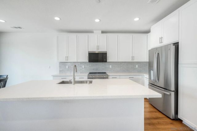 7700 Jasmine Court, Santee, CA 92071