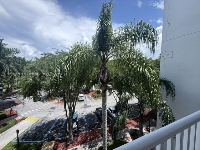 10730 NW 66th St 403, Doral, FL 33178