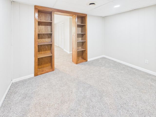 78 Nickel Plate Drive, Huntington, WV 25705