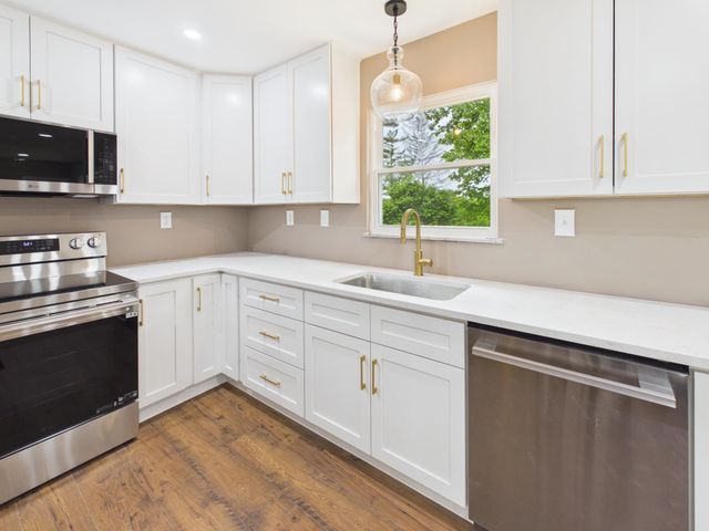 78 Nickel Plate Drive, Huntington, WV 25705