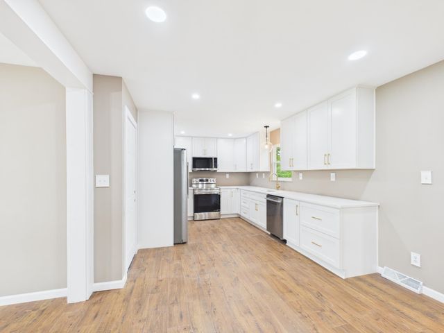 78 Nickel Plate Drive, Huntington, WV 25705