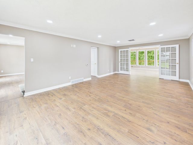 78 Nickel Plate Drive, Huntington, WV 25705
