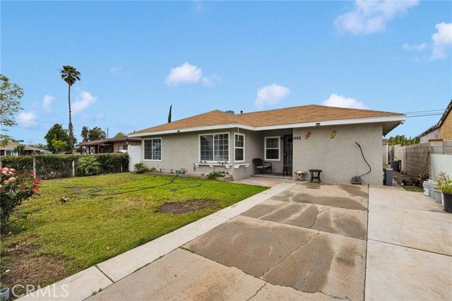 1688 W Cleveland Street, San Bernardino, CA 92411