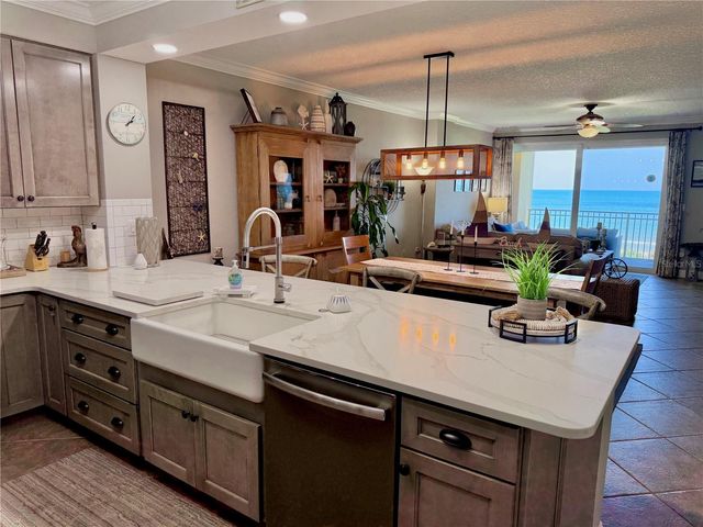 60 SURFVIEW DRIVE 421, Palm Coast, FL 32137