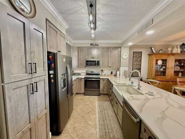 60 SURFVIEW DRIVE 421, Palm Coast, FL 32137