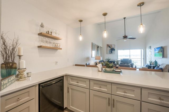 202 Lakeview Terrace A, Conroe, TX 77356