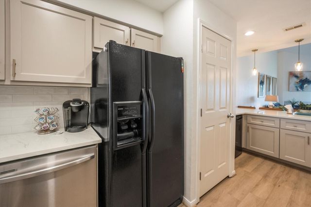 202 Lakeview Terrace A, Conroe, TX 77356