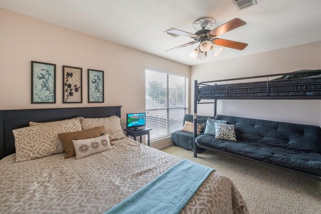 202 Lakeview Terrace A, Conroe, TX 77356