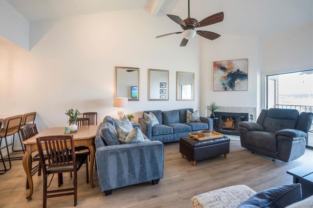 202 Lakeview Terrace A, Conroe, TX 77356