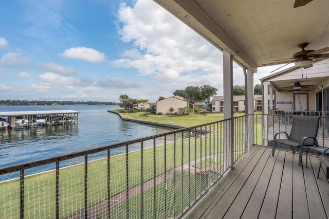 202 Lakeview Terrace A, Conroe, TX 77356