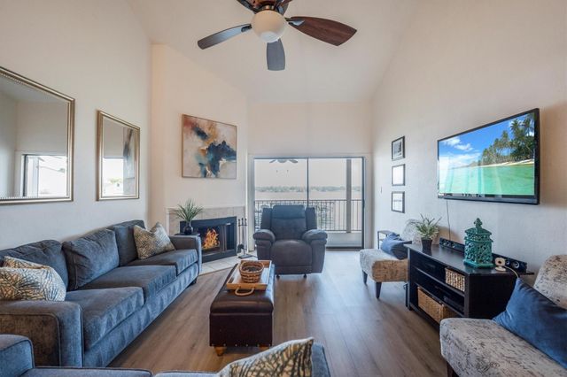 202 Lakeview Terrace A, Conroe, TX 77356