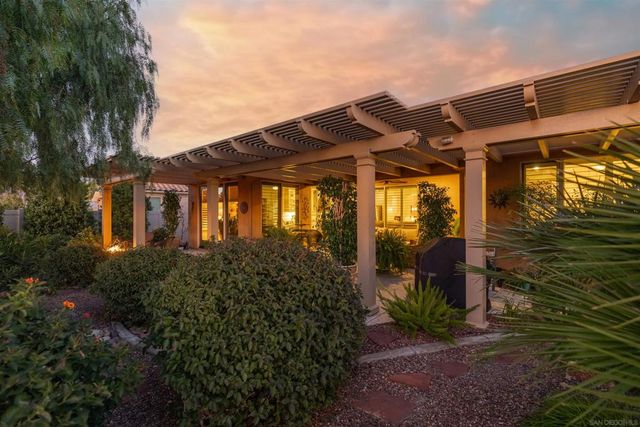 1371 Camino Sueno, Hemet, CA 92545