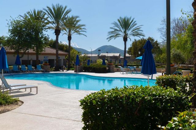 1371 Camino Sueno, Hemet, CA 92545